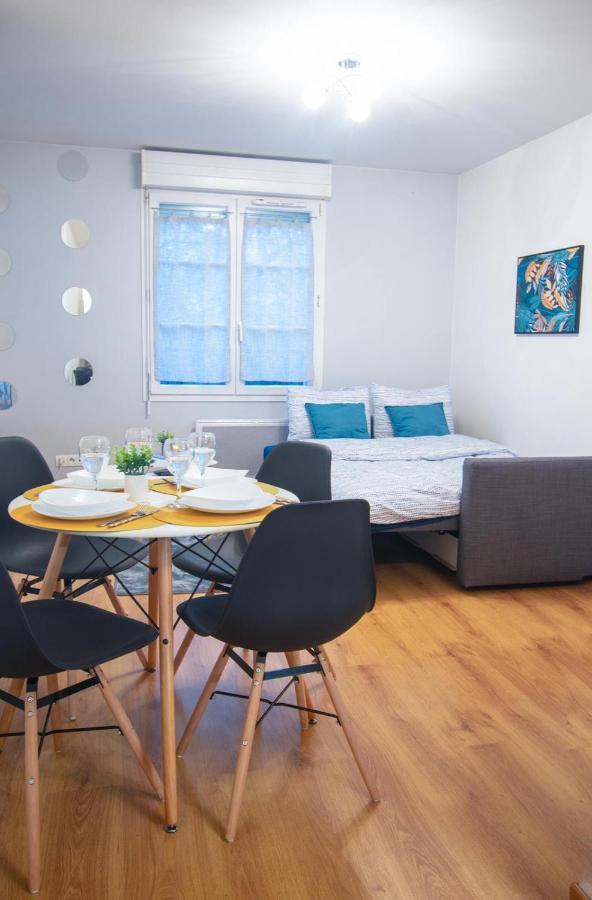 Le Retro Chic - T2 Haut Standing Au Coeur De Corbeil - 48 M2 Apartment Exterior photo
