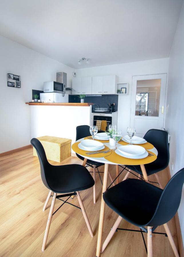 Le Retro Chic - T2 Haut Standing Au Coeur De Corbeil - 48 M2 Apartment Exterior photo